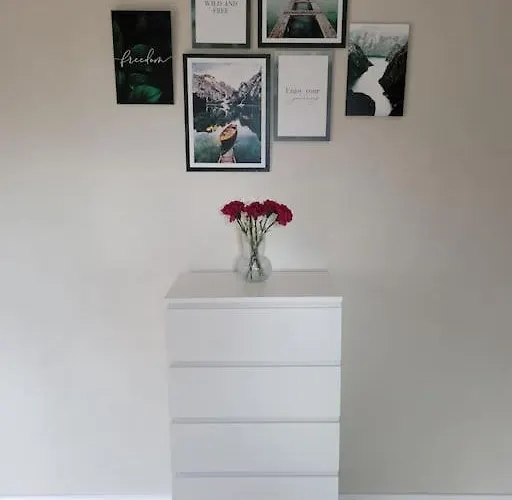 Willi's Moselschloesschen * نيوماغين-دهرون